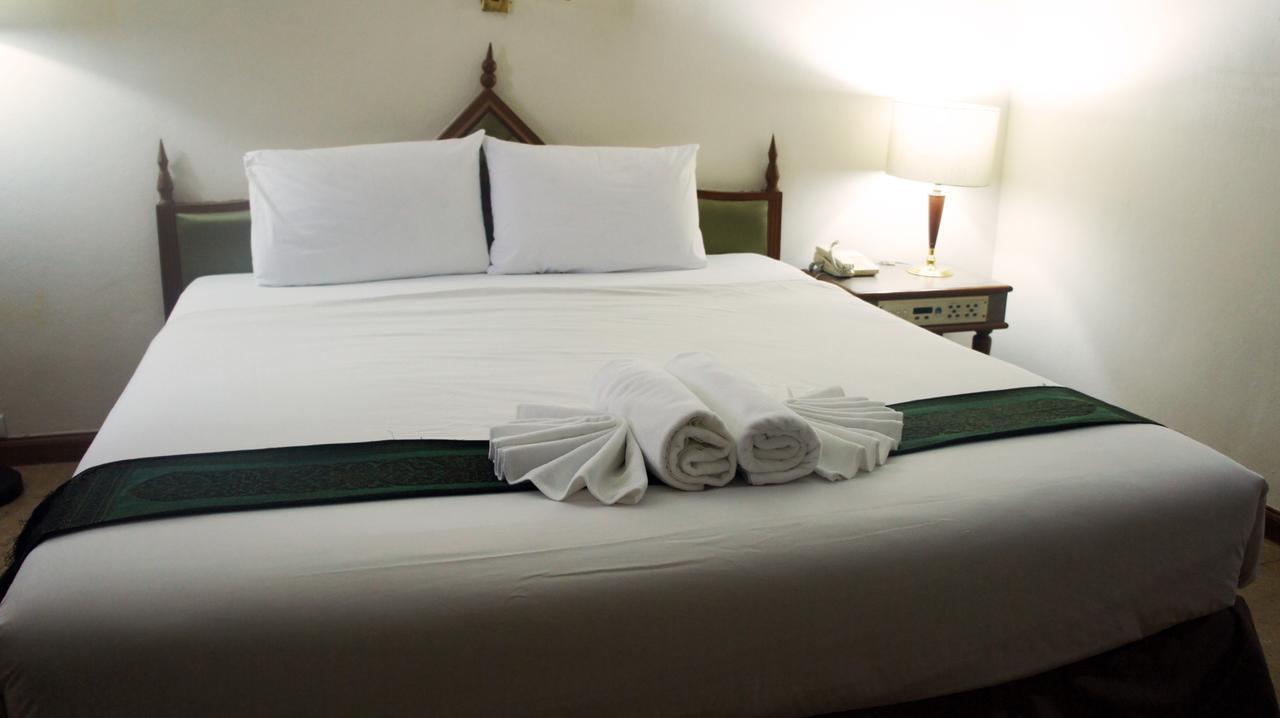 Jp Emerald Hotel Yasothon Exterior foto