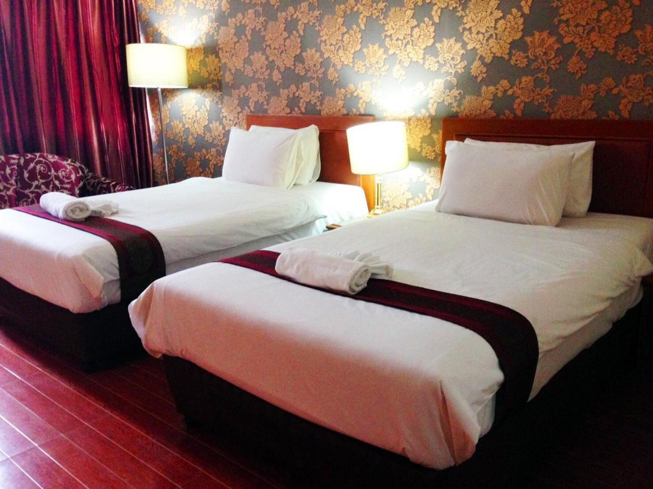 Jp Emerald Hotel Yasothon Exterior foto