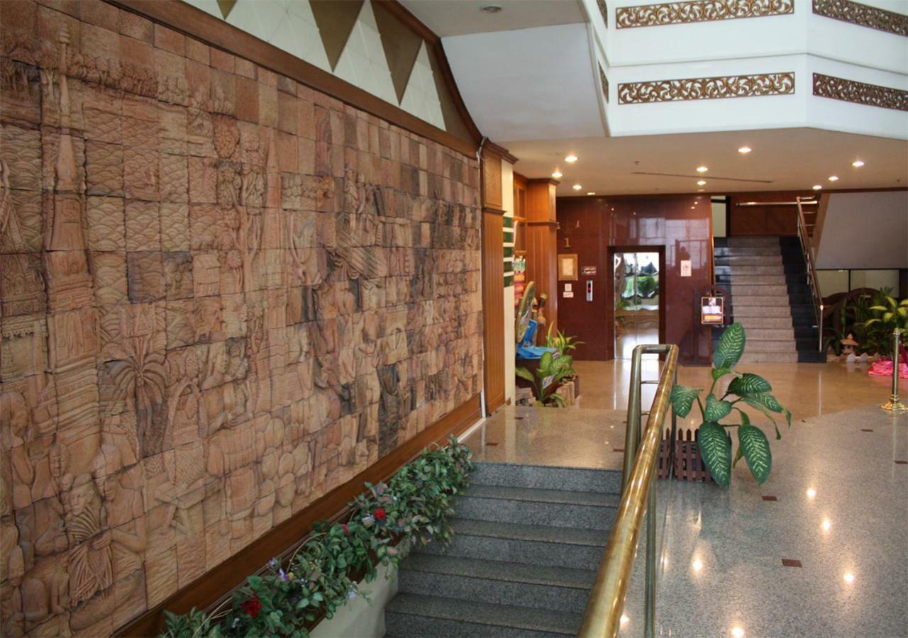 Jp Emerald Hotel Yasothon Exterior foto